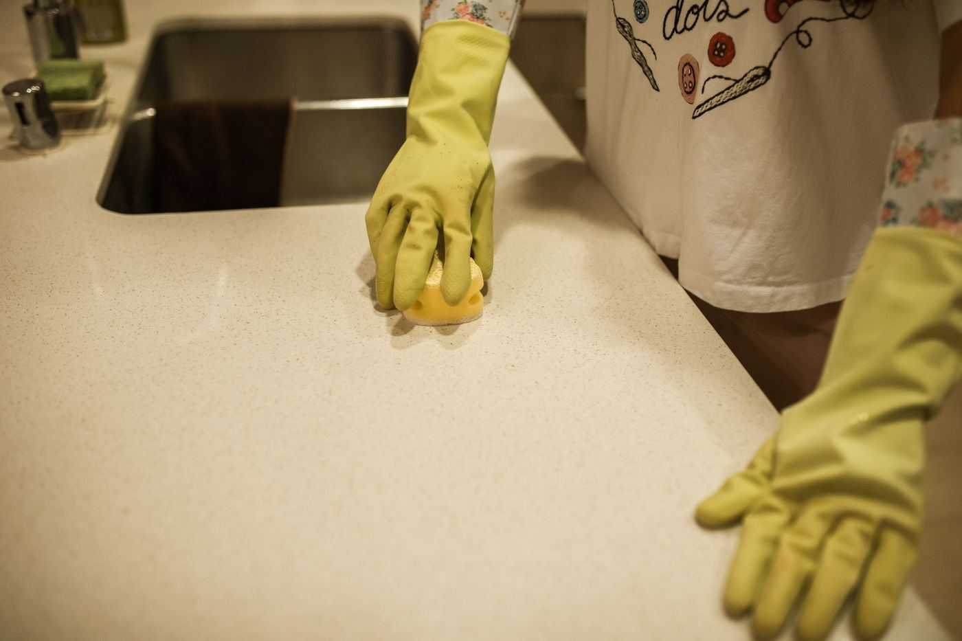 Counters wiped down: apartment & condo cleaning in Alexandria, VA